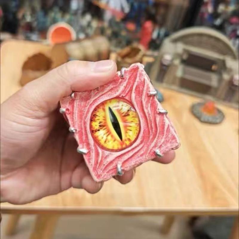 Abstract Eyes Devil Dice Pendu - Home Decor Lighting Tricks ulasan dan harga
